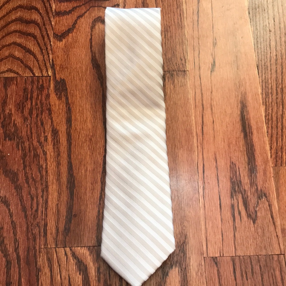 Calvin Klein 100% Silk Tie
